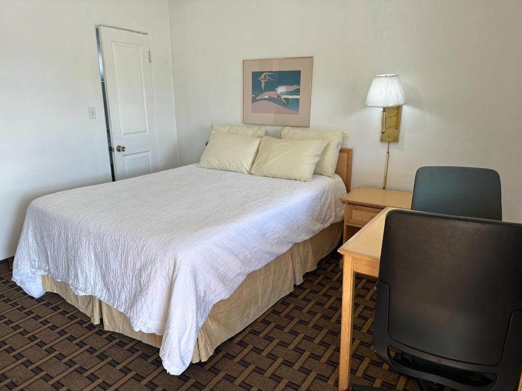 Ski'S Western Motel Great Falls Ngoại thất bức ảnh